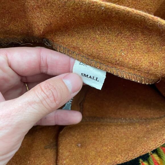 VTG 60s Wool Poncho w/ yarn details Burnt Orange size Small Mod Retro - Picture 5 of 7